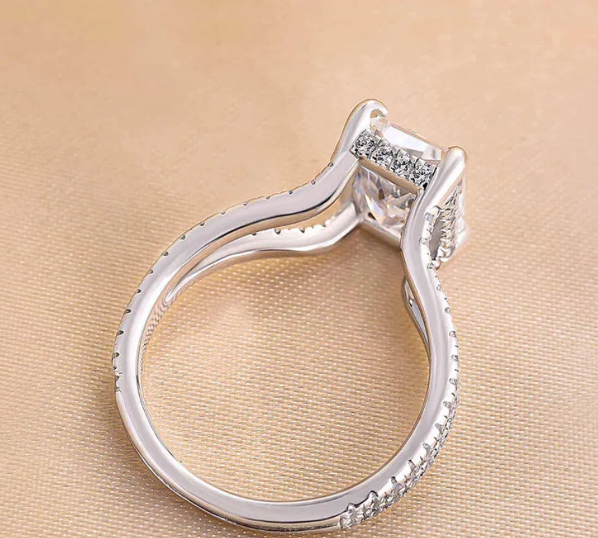 The Serena Diamond Ring