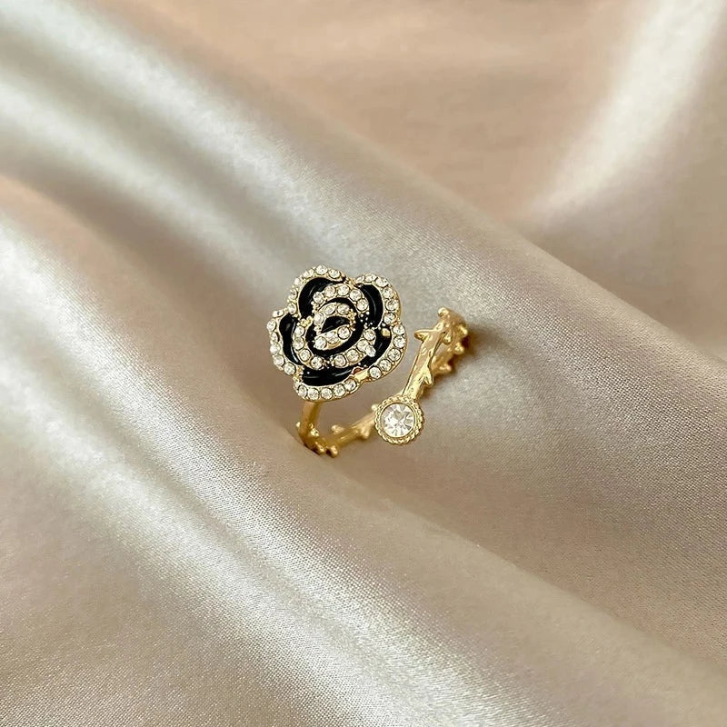 Black Lotus Adjustable Ring with Zirconia in Gold