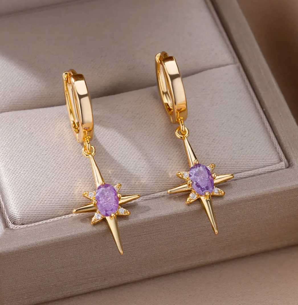 Hoop Earrings with North Star Pendant in Amethyst in 18K Gold Plating