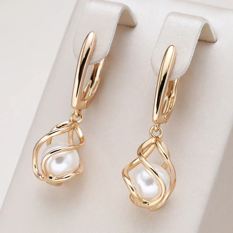 Elegant Hollow Pearl
