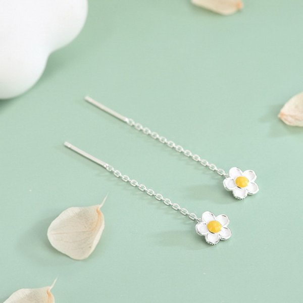 Dangling Daisy