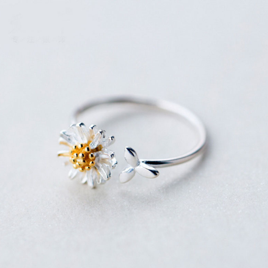 Adjustable 925 Silver Ring with Hand-Painted Daisies