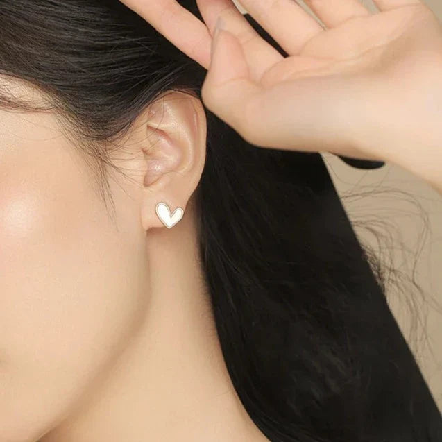 Opal Heart Nut in Gold