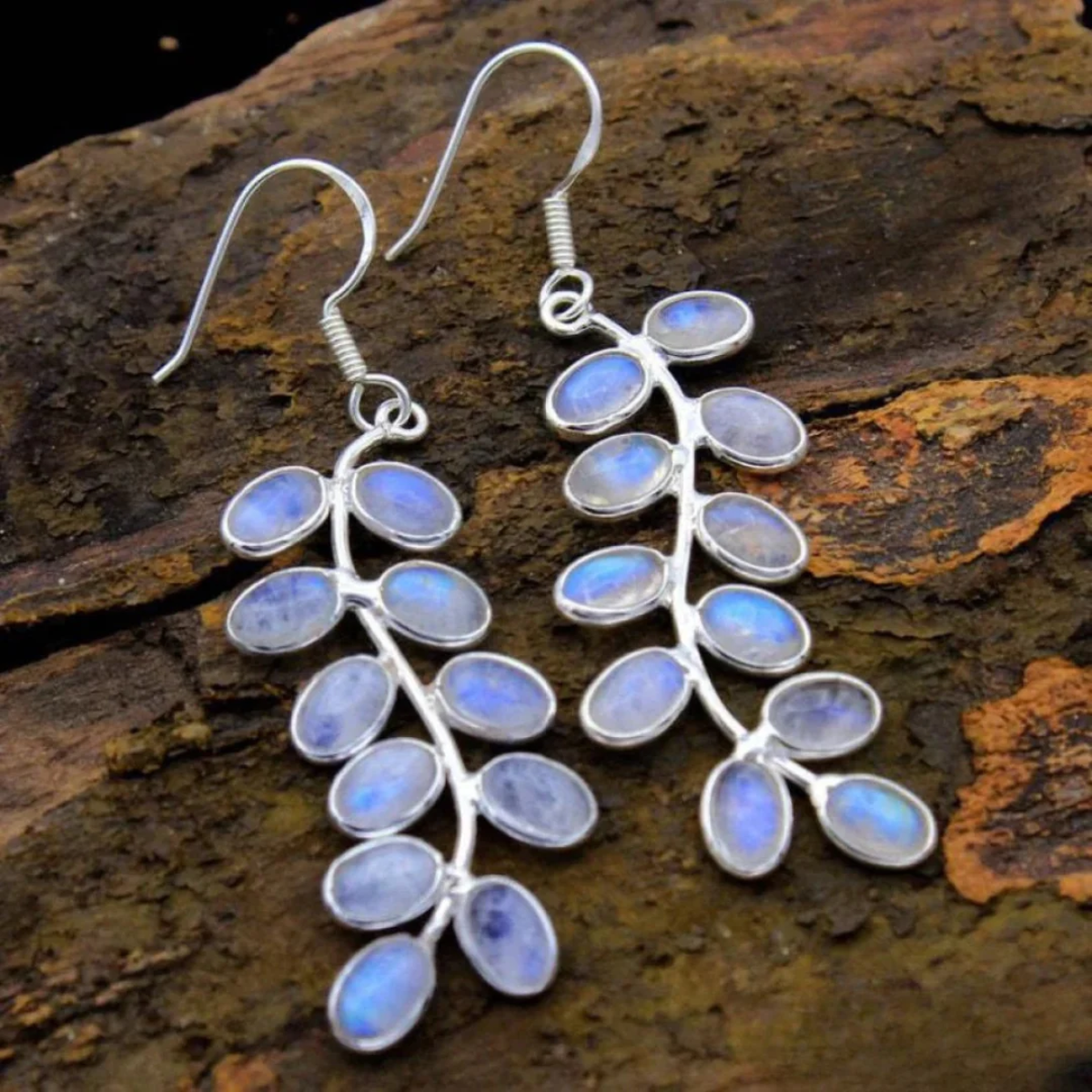 DAZZLING MOONSTONE EARRINGS