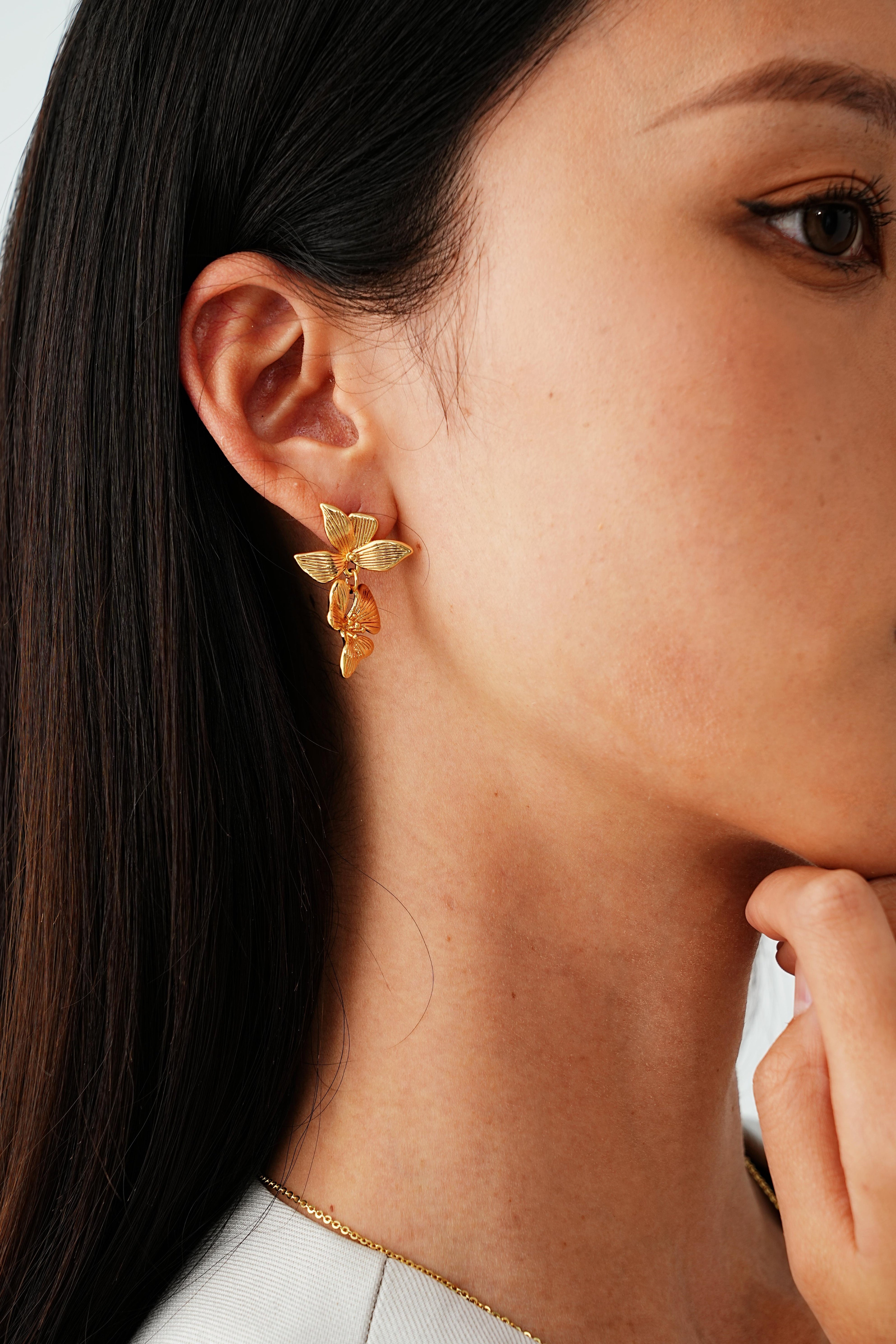 Daffodil Stud Earrings