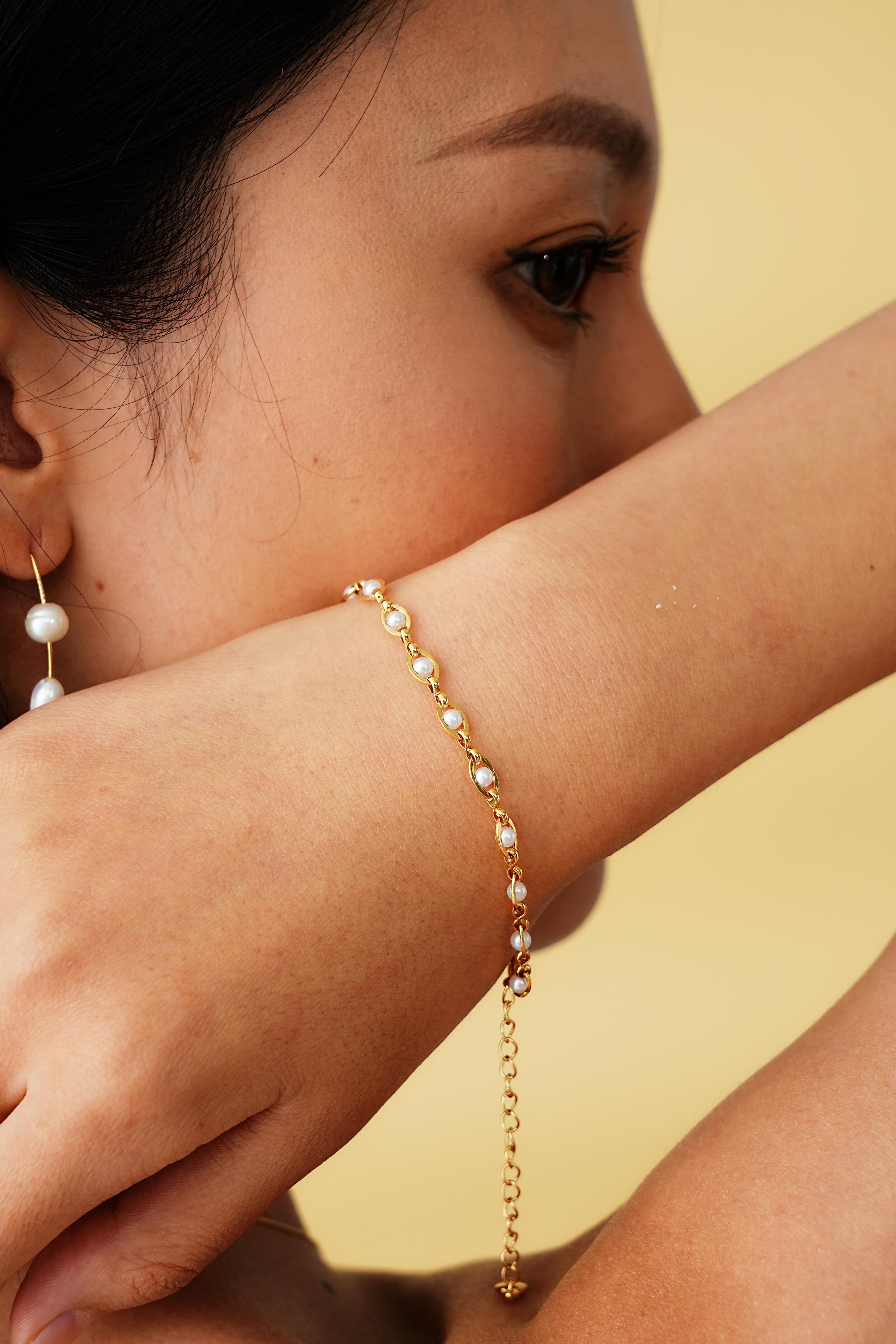 Braided Pearl Bracelet