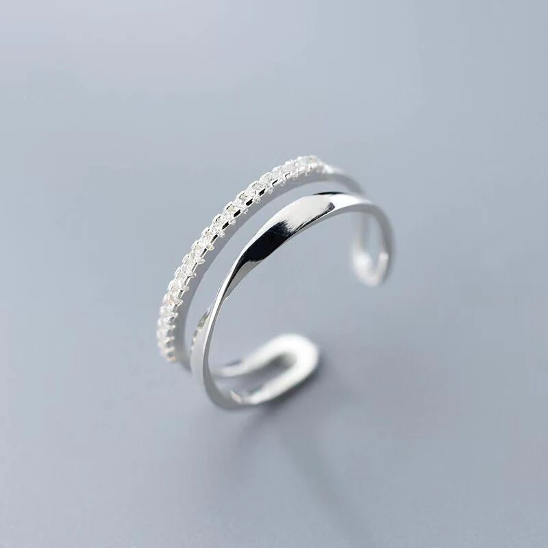 Adjustable Zirconia Ring in Silver