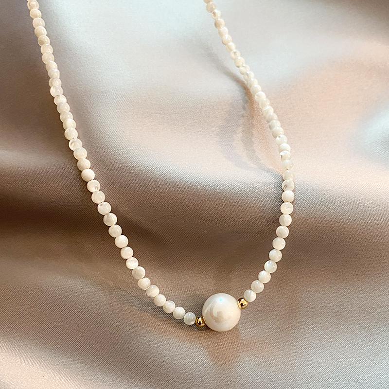 Your Elegant Pearl Necklace