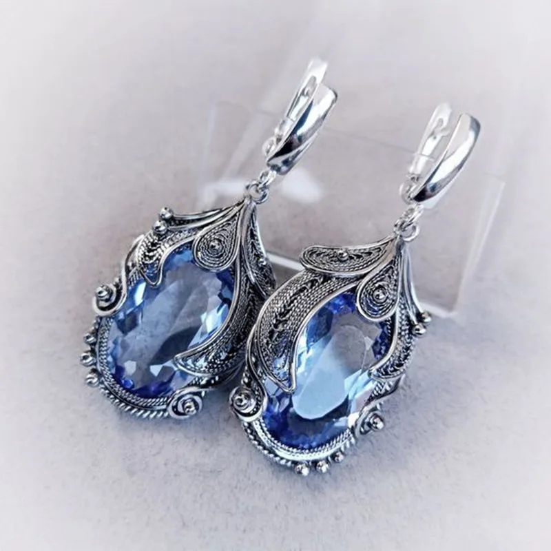 Vintage Blue Crystal Dream