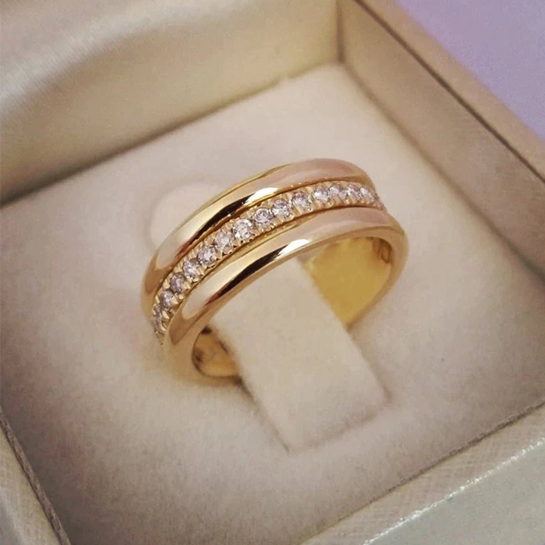 Doule ring with inlaid zirconia