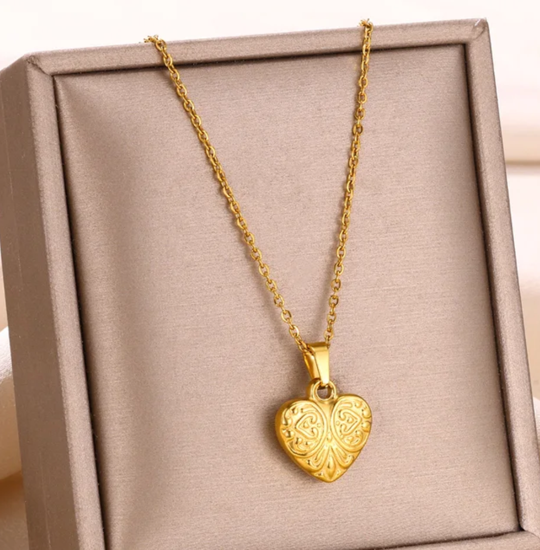 Maya Heart Necklace in 18K Gold Plating