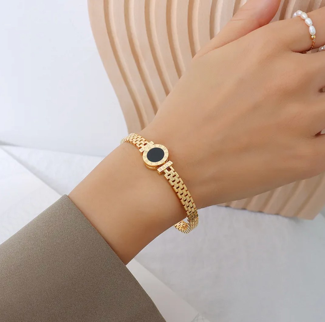 Elegant Love Bracelet in 18K Gold Plating