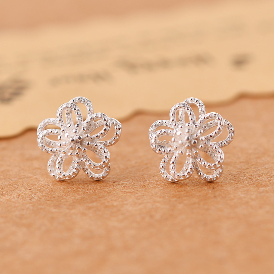 Fine 5-Petal Flower Earrings in 925 Silver