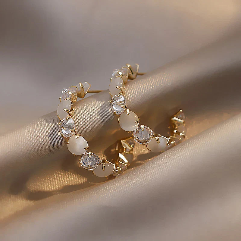 Luxury Cubic Opal and Cubic Zirconia  in Gold