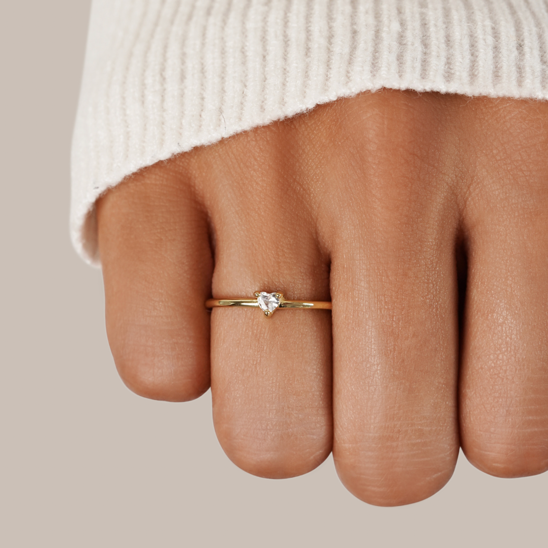 Loving- Crystal Heart Ring
