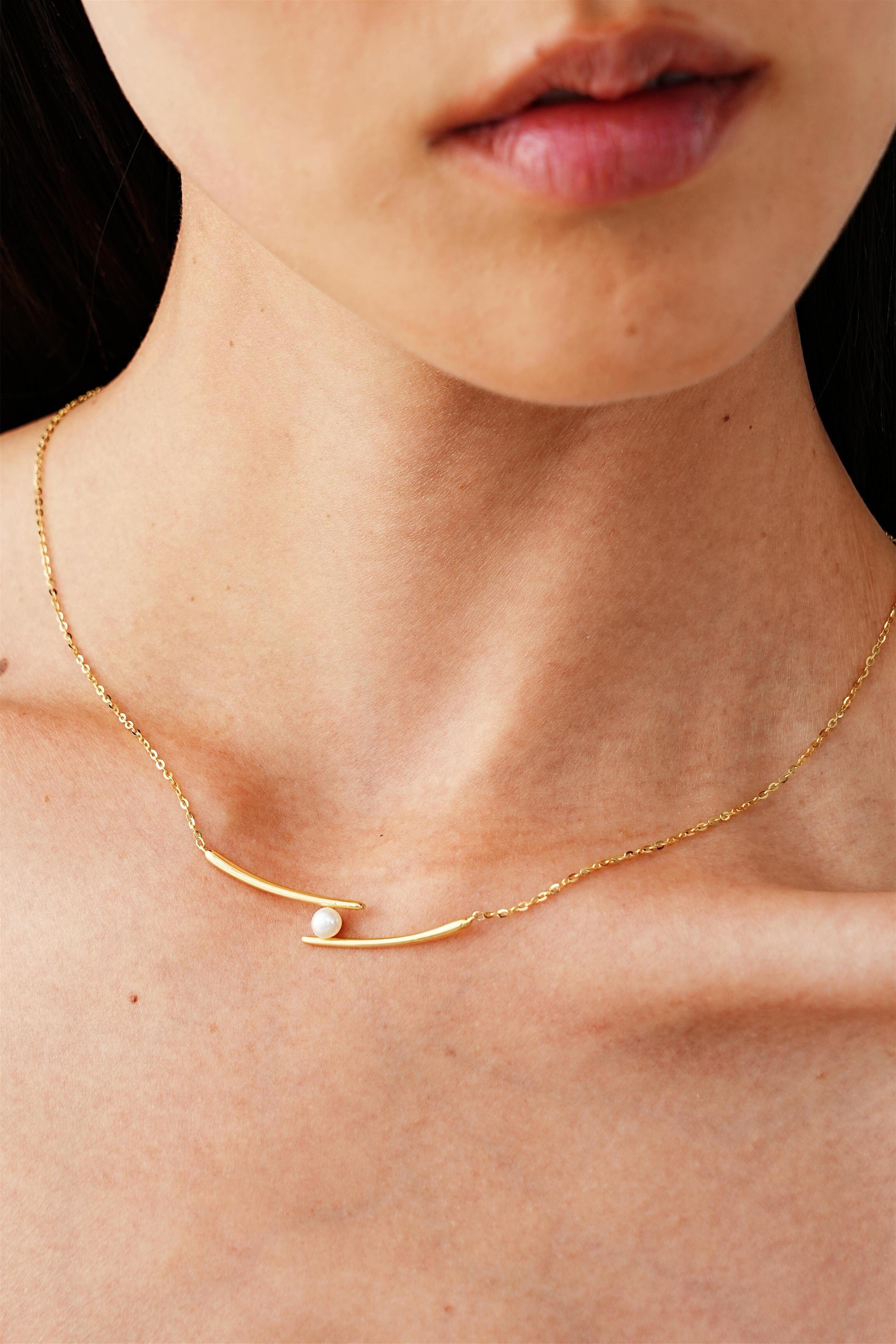 Gemma Pearl Necklace