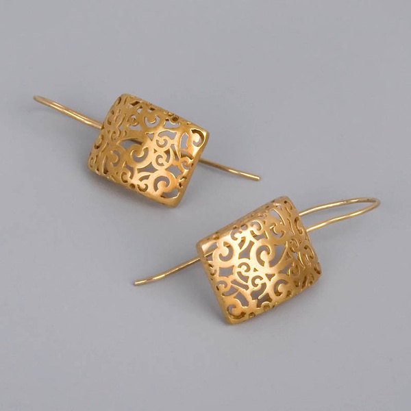 Hollow Golden Ivy Earrings