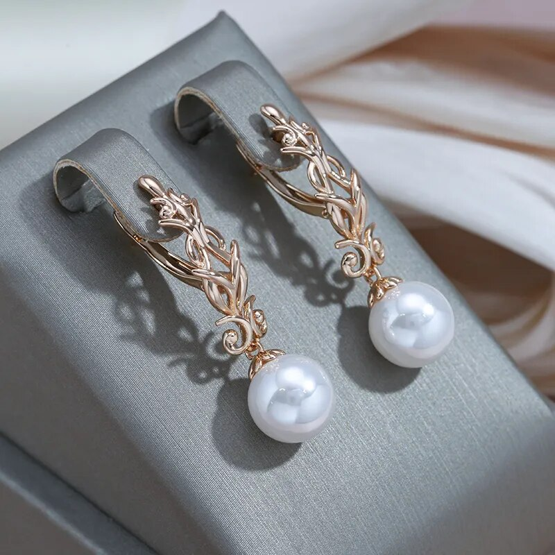 Elegant Pearl Dangling