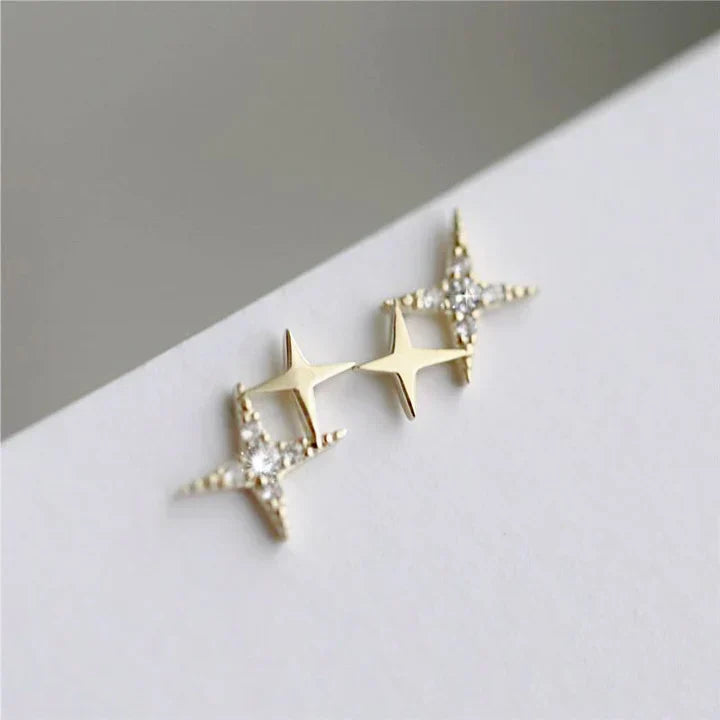 Star Stud  with Zirconia in Gold
